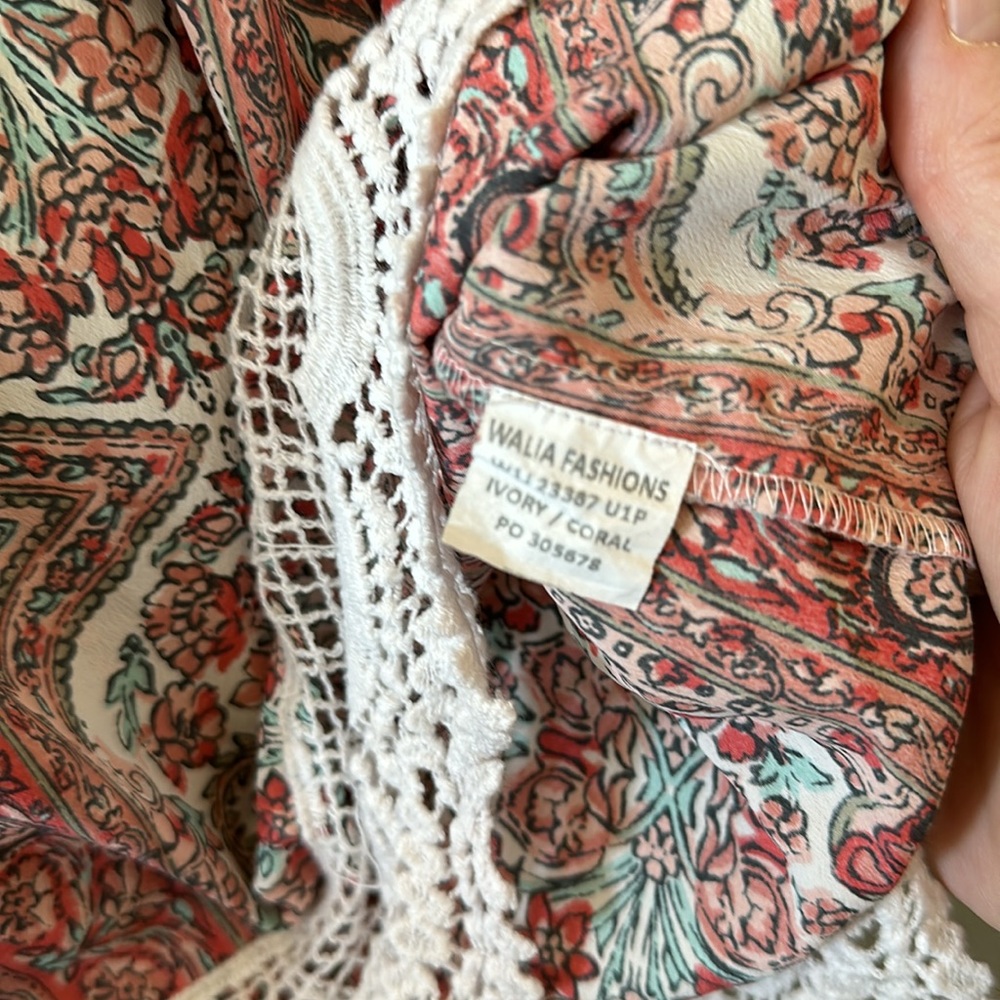 Zoe & Rose summer boho top, Women’s S. Beautiful neck/back detail, lace … - Picture 8 of 9